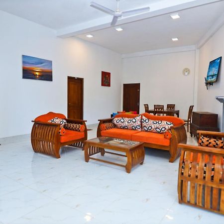 Thinaya Lake Resort Anuradhapura Eksteriør billede