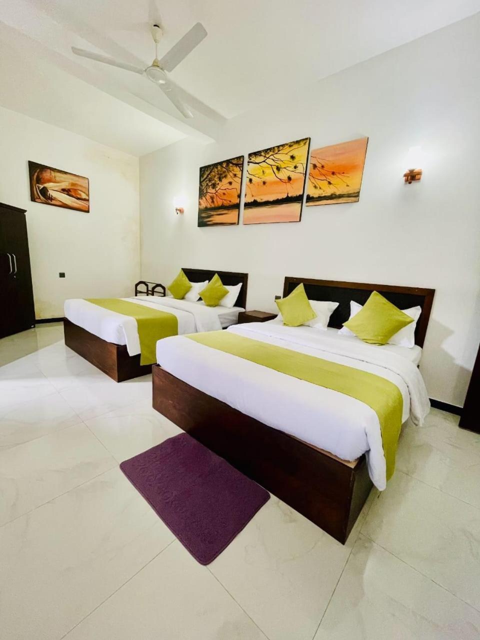 Thinaya Lake Resort Anuradhapura Eksteriør billede